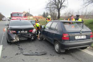 V obci Spytihněv se střetla tři osobní vozidla, ke zranění nedošlo