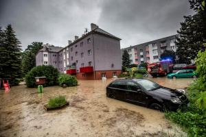 Hasiči odstraňovali následky přívalových dešťů nejen na Jičínsku