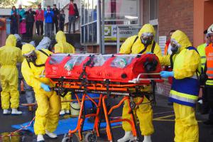 Na žďárské poliklinice se vyskytla Ebola, pacient nakazil i personál