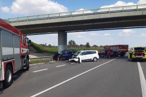 Čelní střet a hodně zraněných. K nehodě letěly dva vrtulníky