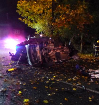 Při havárii osobního auta v Nové Pace řidič utrpěl těžká zranění, kterým v nemocnici podlehl