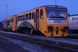 Lokomotiva začala za jízdy hořet, do stanice dojela