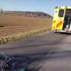 Střet s osobním automobilem nepřežil cyklista