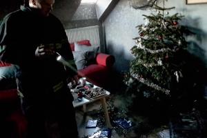 Na Boží hod po požáru boží dopuštění. Hasiči likvidovali oheň v bytě
