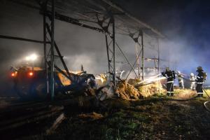 Deset milionů škody kvůli požáru obráběcího stroje v Turnově na Vesecku