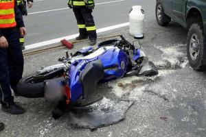 Motorkáři opět dominují. Zdraví z dopravních nehod nevycházejí