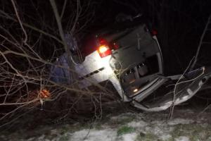 Rušné ráno na Královéhradecku: Deset nehod a čtyři zraněné osoby