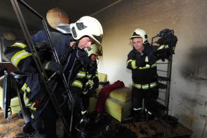 U požáru bytu v pražských Čimicích zasahovaly tři jednotky hasičů