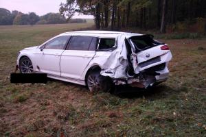 Auto nejdříve srazilo zvěř, do vozu pak nabouraly další dva automobily