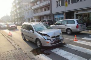 Nehoda dvou osobáků ve Zlíně si vyžádala zranění dvou dětí