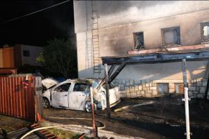 Zaparkované suto v Opavě vzplálo a oheň si potom bral vše okolo