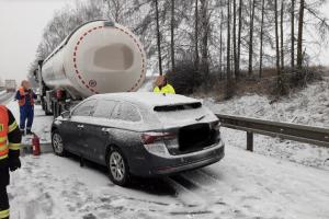 Hasiči řešili větší množství dopravních nehod v Olomouckém kraji
