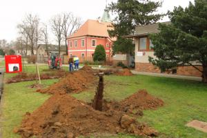 U mateřské školy v Kratonohách unikal plyn. Hasiči měli vše pod kontrolou