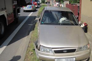 Nehoda autobusu s osobním automobilem se obešla bez vážných zranění