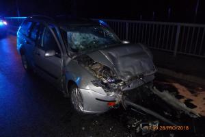 Čelní srážka dvou osobáků v Otovicích. Pět osob silvestra slavit nebude