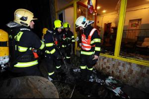 Požár v pražském komunitním centru Klinika byl úmyslně založen