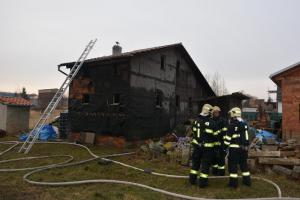 Požár na Rakovnicku zabil ženu. Nevhodně doma umístila topidlo
