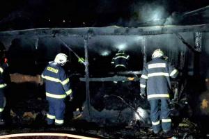 Nikomu nepatřila? V Jihlavě shořela zahradní chatka, škoda žádná