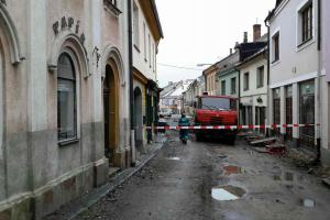 Hasiči zasahovali v Poličce na Pardubicku u překopnuté přípojky plynu