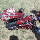 Při srážce osobního automobilu a motocyklu zahynuli dva lidé