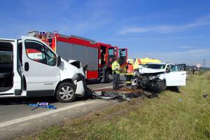 Šest zraněných při dopravní nehodě mezi obcemi Hranice a Olšovec