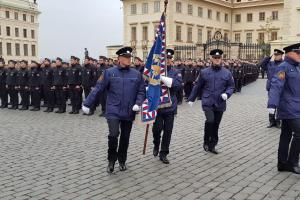 Mají to za sebou. Slavnostní přísaha nových příslušníků HZS ČR Mají to za sebou. Slavnostní přísaha nových příslušníků HZS ČR