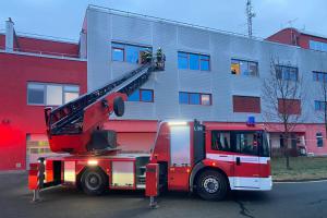 Po více než 30 letech sloužili na silvestra svou poslední směnu dva příslušníci HZS KHK Po více než 30 letech sloužili na silvestra svou poslední směnu dva příslušníci HZS KHK