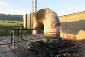 Ranní požár válcovací stolice a části střechy v Břidličné
