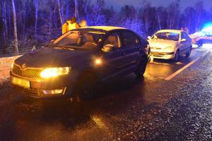 Na dálnici D6 se srazilo sedm osobáků. Pak že sedmička nepřináší smůlu Na dálnici D6 se srazilo sedm osobáků. Pak že sedmička nepřináší smůlu