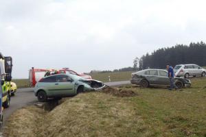 Ženu po dopravní nehodě do nemocnice transportoval vrtulník