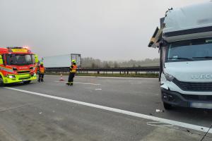Nehoda dvou dodávek zastavila dopravu na D1 ve směru na Olomouc