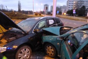 Víkend hasičů na Královéhradecku: Nehody, požáry a pes v kanálu