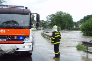 Jihočeští hasiči vyjeli kvůli bouřkám k desítkám událostí. Počet zásahů narůstá