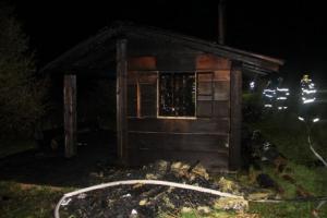 V noci hořela u Koryčan sauna, důvody se zjišťují