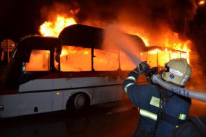 V Kladně při manipulační jízdě shořel autobus, byl v provozu tři roky