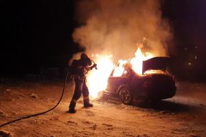 Požár automobilu způsobilo driftování (VIDEO)