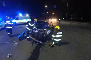 Ke které dříve? Dvě noční nehody na Uherskohradišťsku