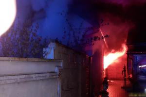 Noční požár v Záboří nad Labem na Kutnohorsku