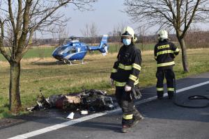 Ze sedla motorky rovnou do márnice. Oba řidiči po srážce zemřeli