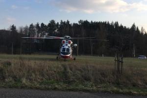 Motorkářův smolný víkend. Srazil se s osobákem a nic moc pro zdraví