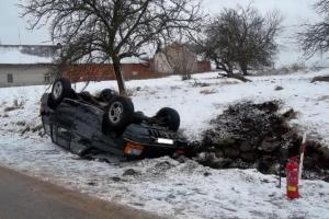 Paní Smůla se opravdu činila. Tři vážné nehody během necelé hodiny