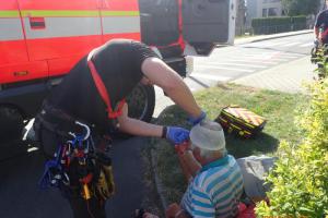 Hasiči s Horskou službou zachraňovali nejen zkušeného paraglidistu
