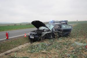 Nehoda dvou osobáků u Fryštáku: Čtyři zranění dospělí a dvě děti