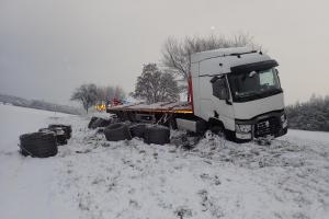 Zimní počasí zaměstnalo i středočeské hasiče, nárůst je dvojnásobný