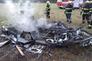 Živá srnka a mrtvé ryby. Hasiči na Pardubicku neodpočívali