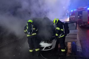 Požár způsobil na vozidle značnou škodu