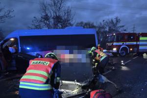 Nehoda v české Lípě si vyžádala deset zraněných a jedenáctý na místě zemřel