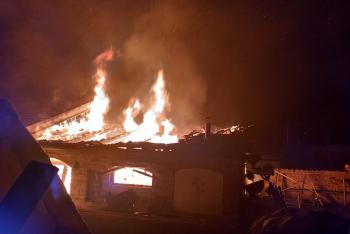 Hasiči likvidovali požár v obci Starovice na Hustopečsku