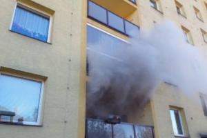 Hasiči likvidovali požár v bytovém domě v Žamberku