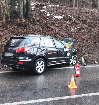 Vozidlo se u Liptálu převrátilo přes střechu